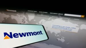 Newmont продаёт рудники в Канаде и США