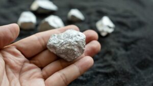 Endeavour Silver покупает перуанский рудник за 145 млн долларов