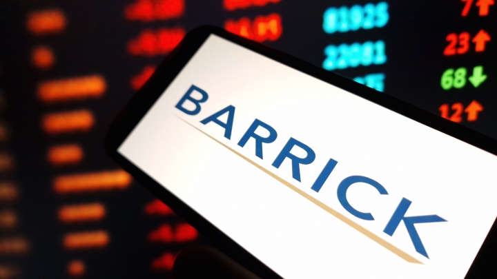 Золотой спор в Мали: сотрудники Barrick остаются под арестом