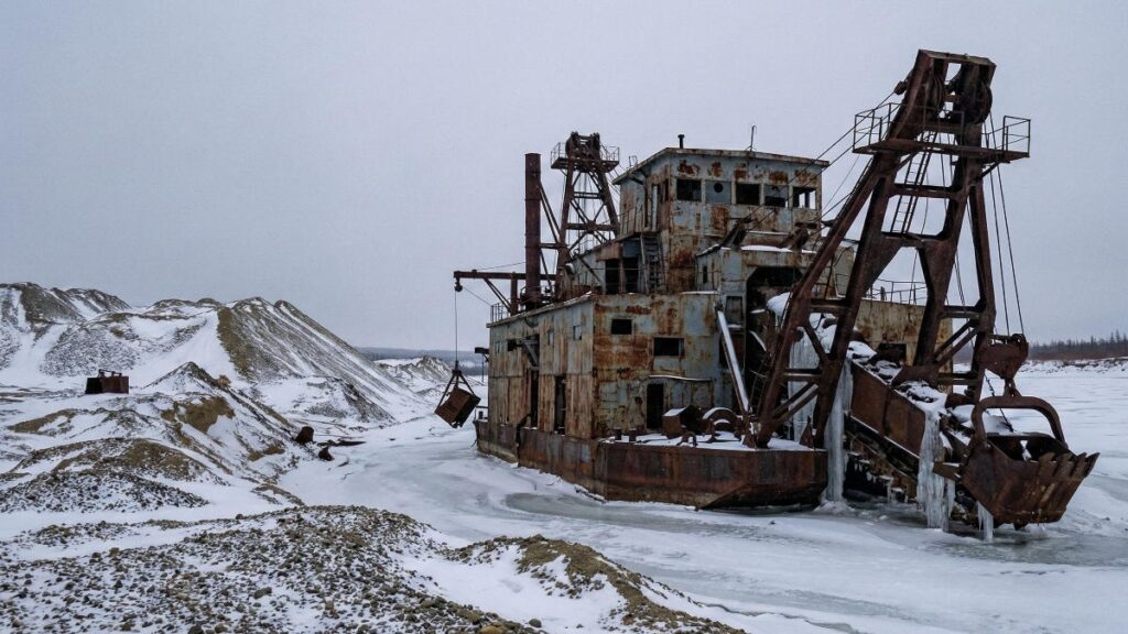 Роснедра и Дальнедра ищут разработчиков для золотых россыпей Якутии