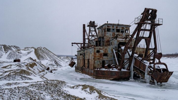 Роснедра и Дальнедра ищут разработчиков для золотых россыпей Якутии